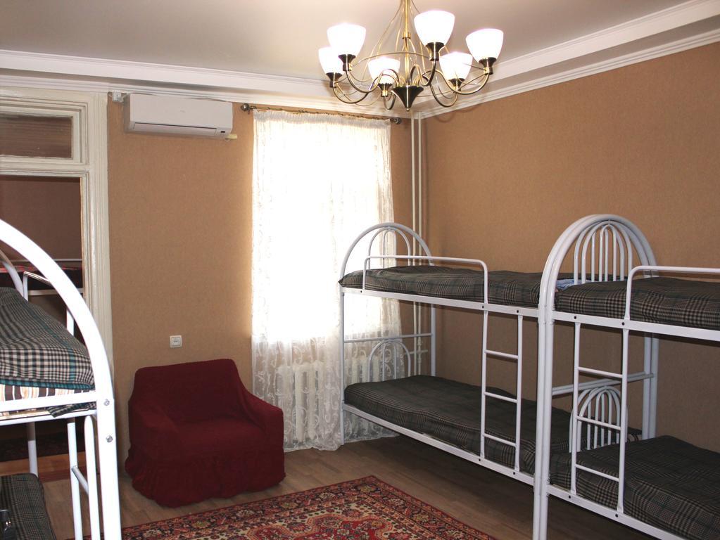 Almaty Central Hostel Bagian luar foto