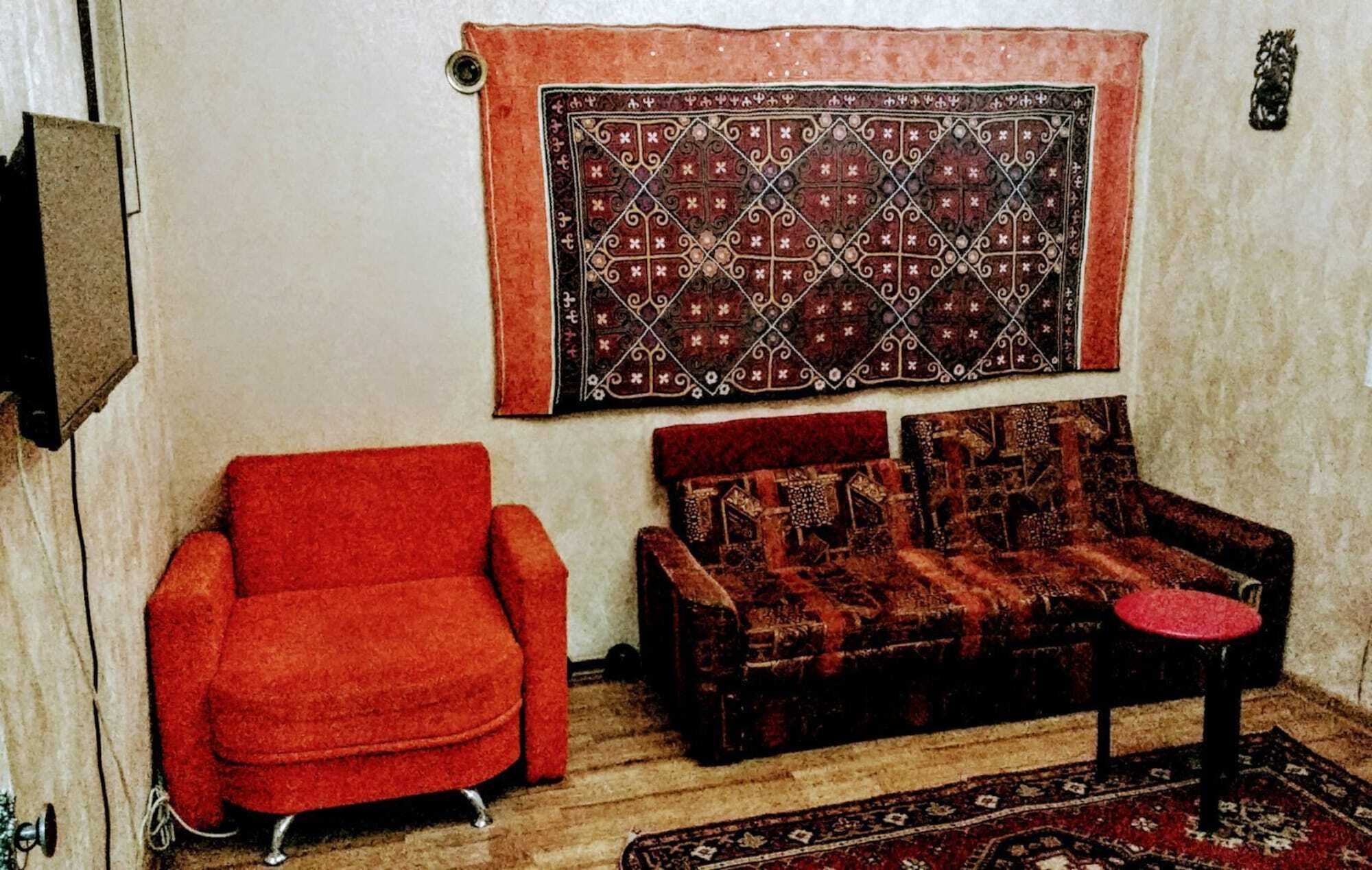 Almaty Central Hostel Bagian luar foto